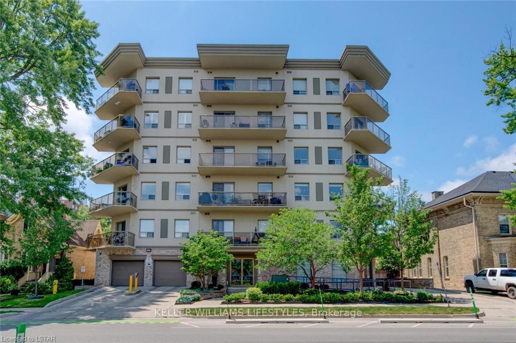 Front of Unit 202, 435 Colborne Street