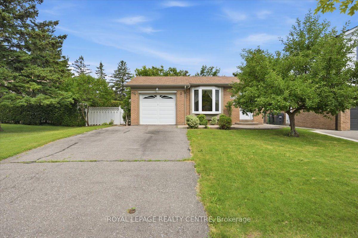 Photo 1 of 2555 Windjammer Road, Mississauga, Erin Mills — HOMEH