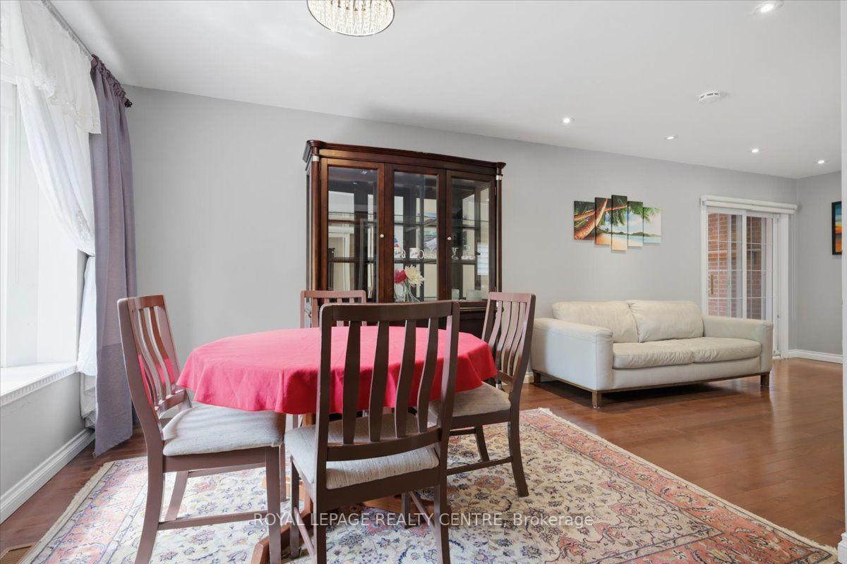 Photo 6 of 2555 Windjammer Road, Mississauga, Erin Mills — HOMEH