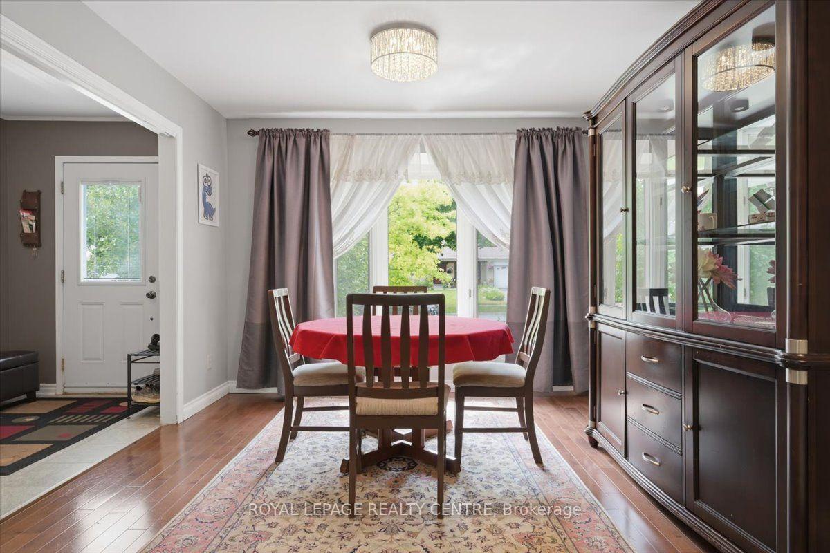 Photo 7 of 2555 Windjammer Road, Mississauga, Erin Mills — HOMEH