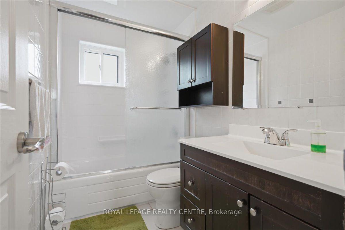 Photo 20 of 2555 Windjammer Road, Mississauga, Erin Mills — HOMEH