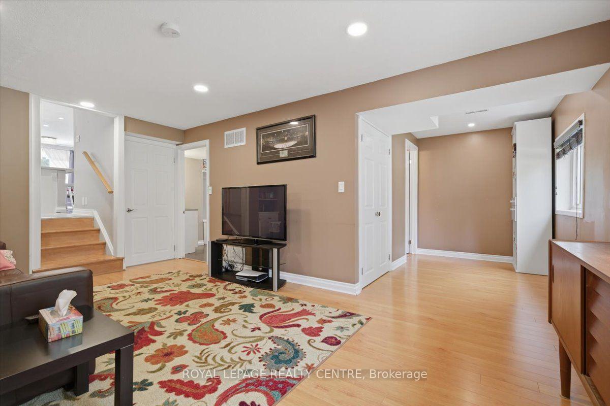Photo 26 of 2555 Windjammer Road, Mississauga, Erin Mills — HOMEH