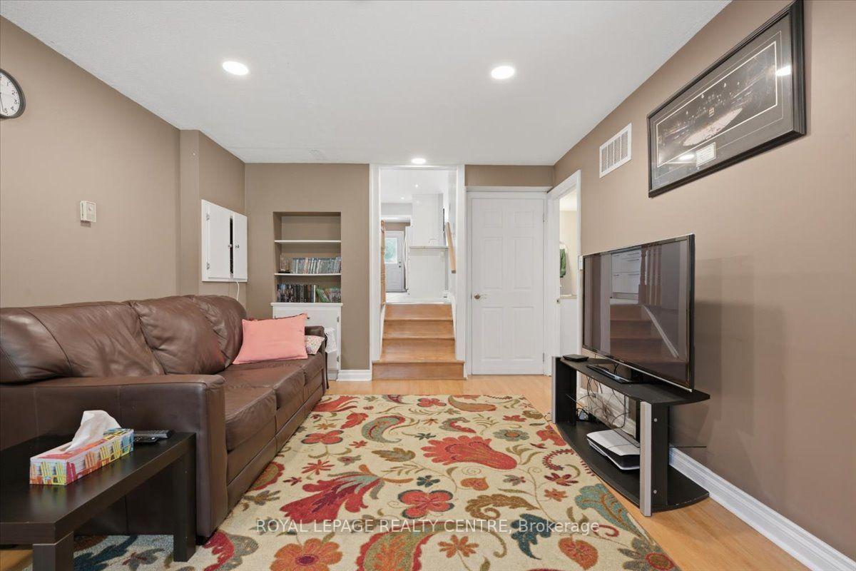 Photo 27 of 2555 Windjammer Road, Mississauga, Erin Mills — HOMEH