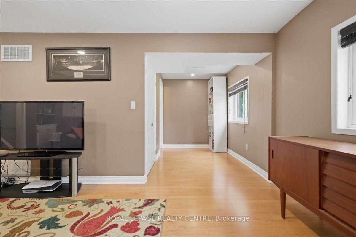 Photo 28 of 2555 Windjammer Road, Mississauga, Erin Mills — HOMEH
