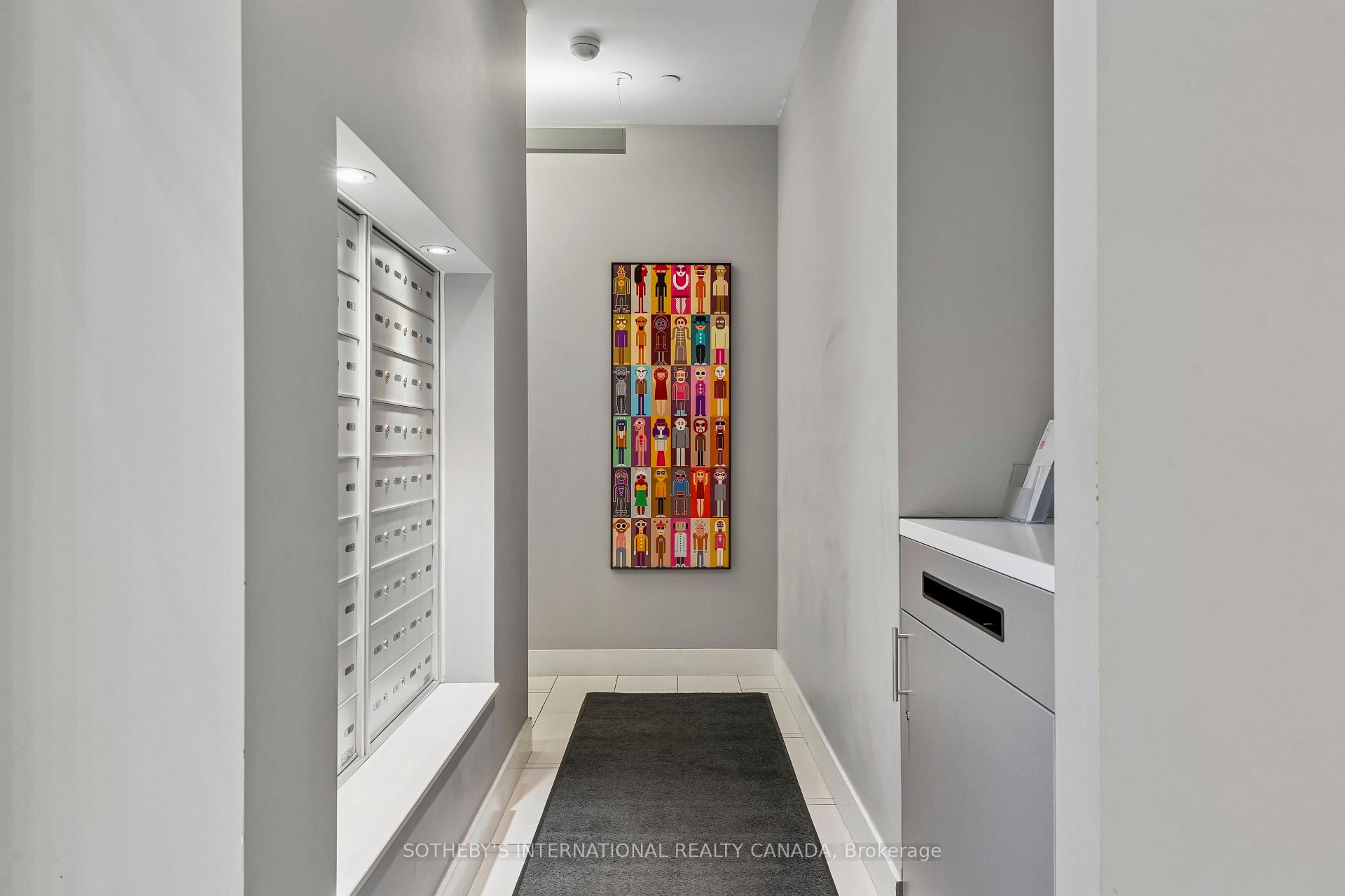 Photo 9 of Unit 402, 30 Roehampton Avenue W, Toronto, Mount Pleasant West — HOMEH