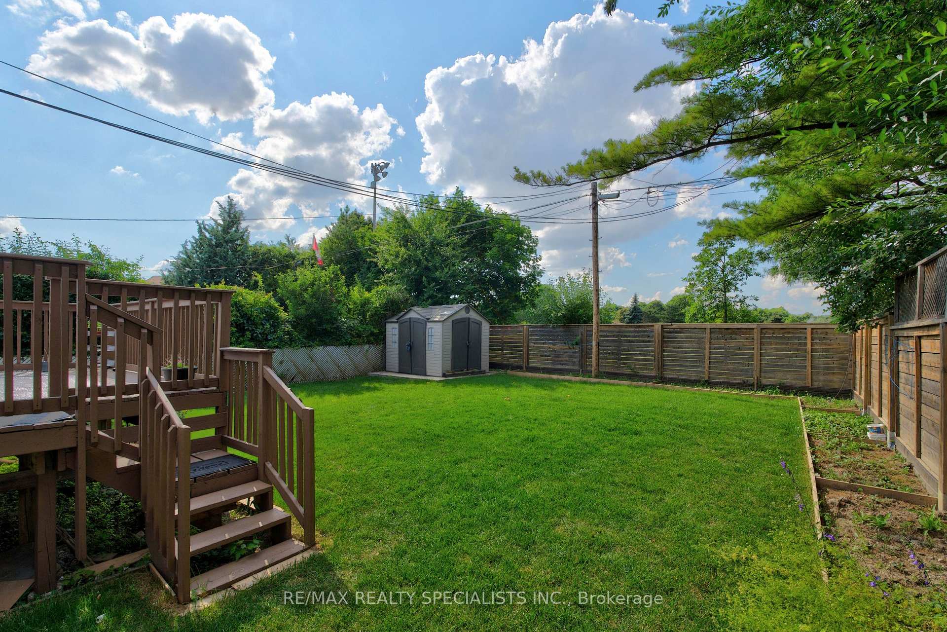 Photo 39 of 94 Eringate Drive, Etobicoke, Eringate-Centennial-West Deane — HOMEH