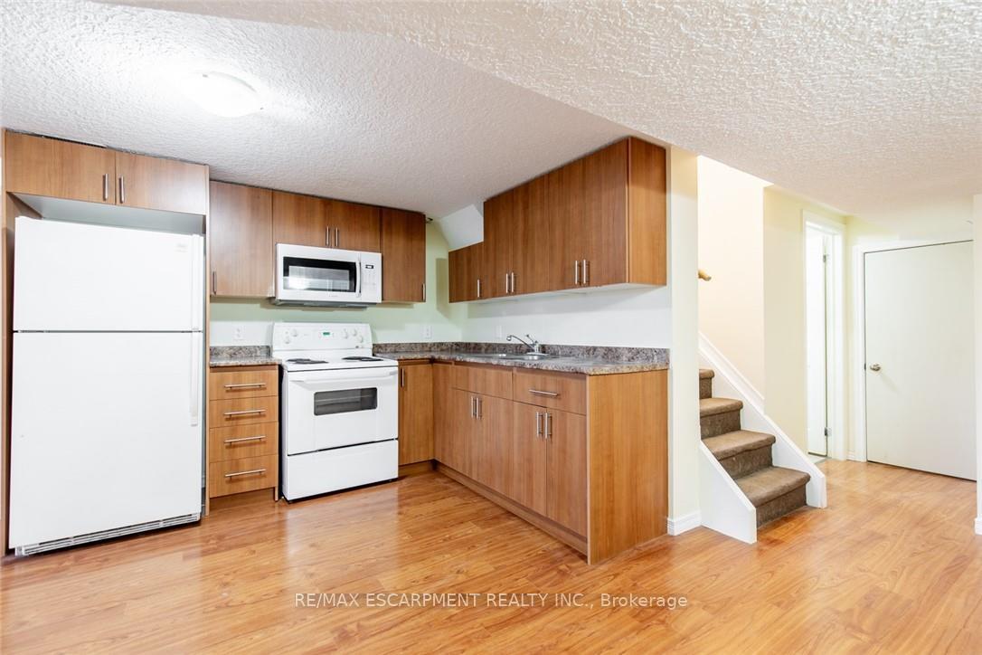 Photo 18 of 16 Garrow Drive, Hamilton, Gourley — HOMEH