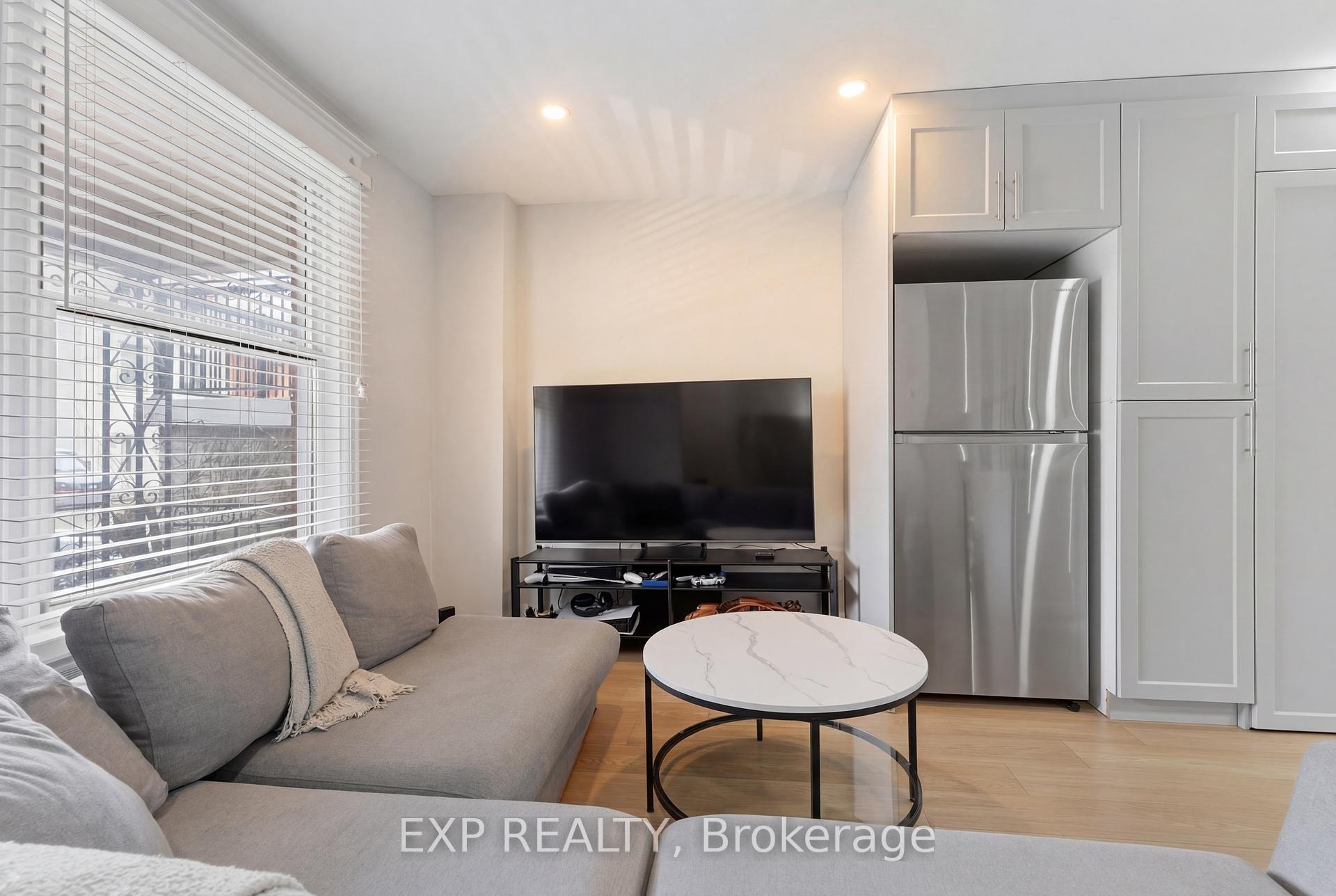 Photo 3 of 191 Queen Street N, Hamilton, Strathcona — HOMEH