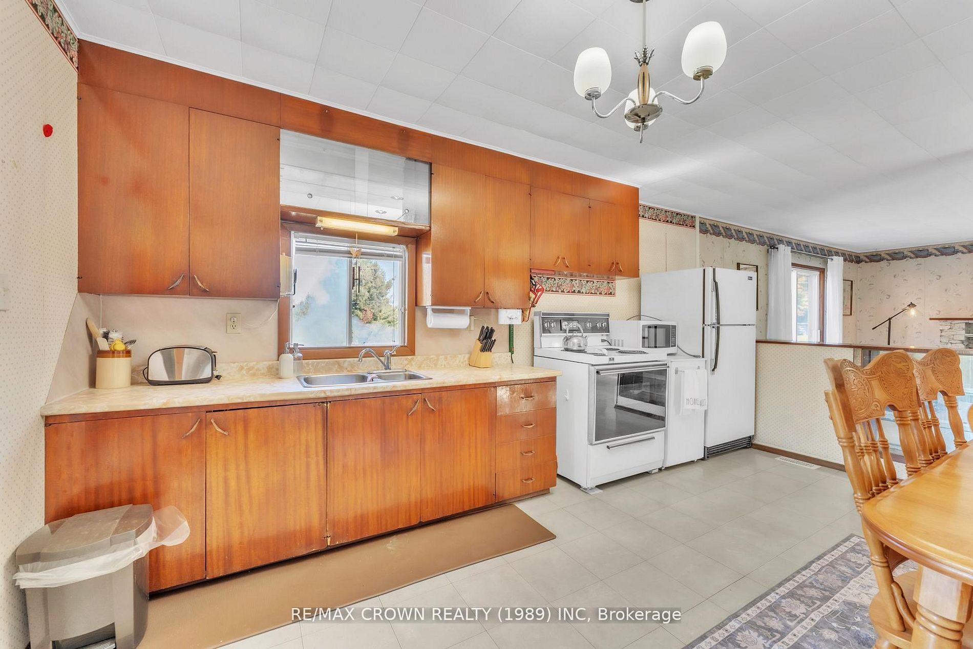 Photo 7 of 936 Laplante Road, Bonfield — HOMEH