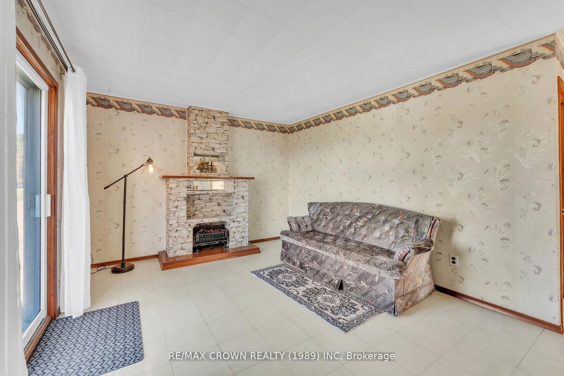 Photo 11 of 936 Laplante Road, Bonfield — HOMEH