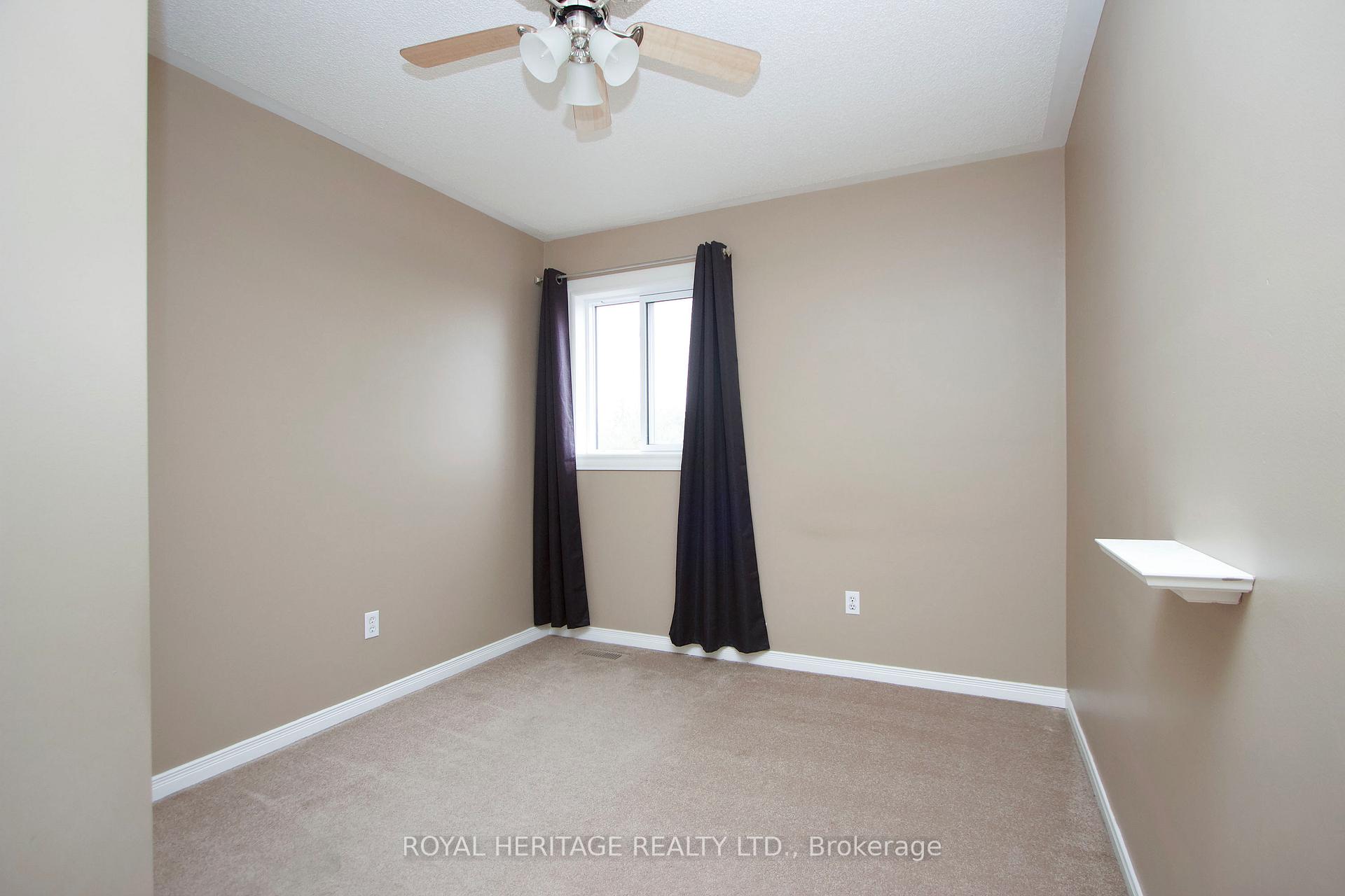 Photo 16 of 92 Booth Crescent, Ajax, Central — HOMEH