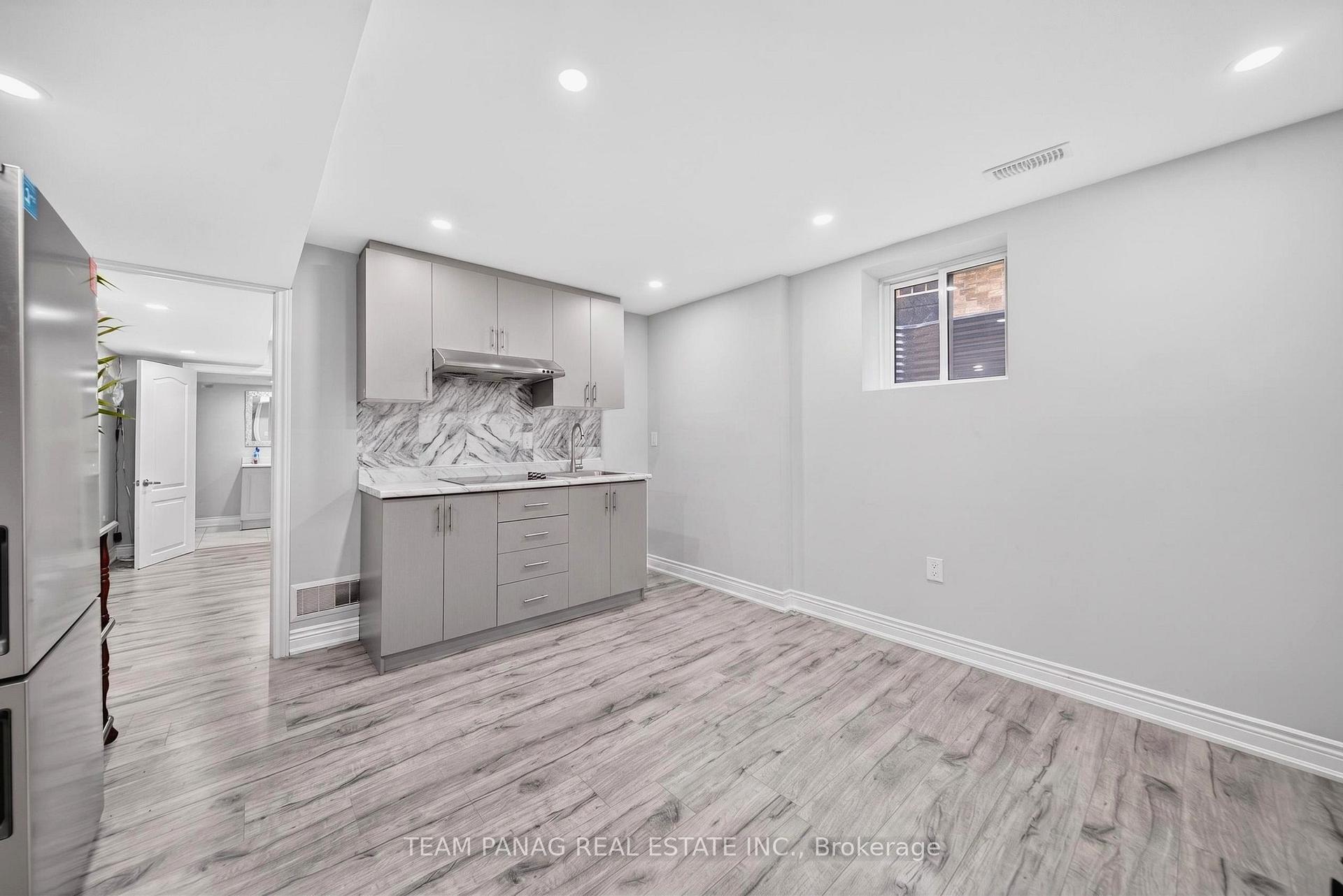 Photo 39 of 11 Belleville Drive, Brampton, Vales of Castlemore North — HOMEH
