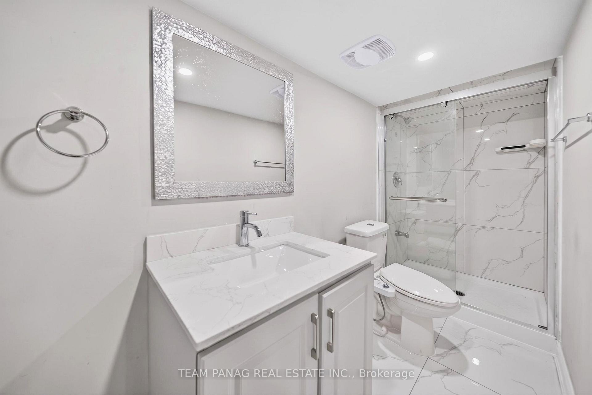 Photo 41 of 11 Belleville Drive, Brampton, Vales of Castlemore North — HOMEH