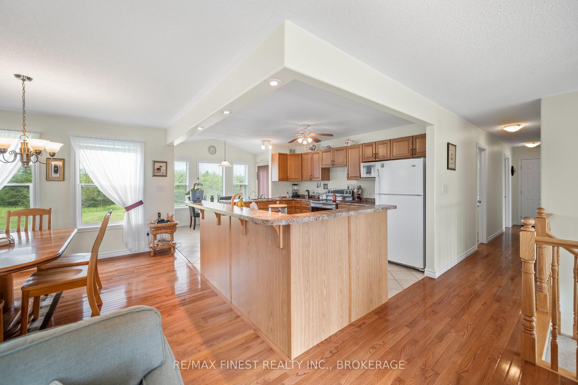 Photo 8 of 245 Pleasant Drive, Greater Napanee, Greater Napanee — HOMEH