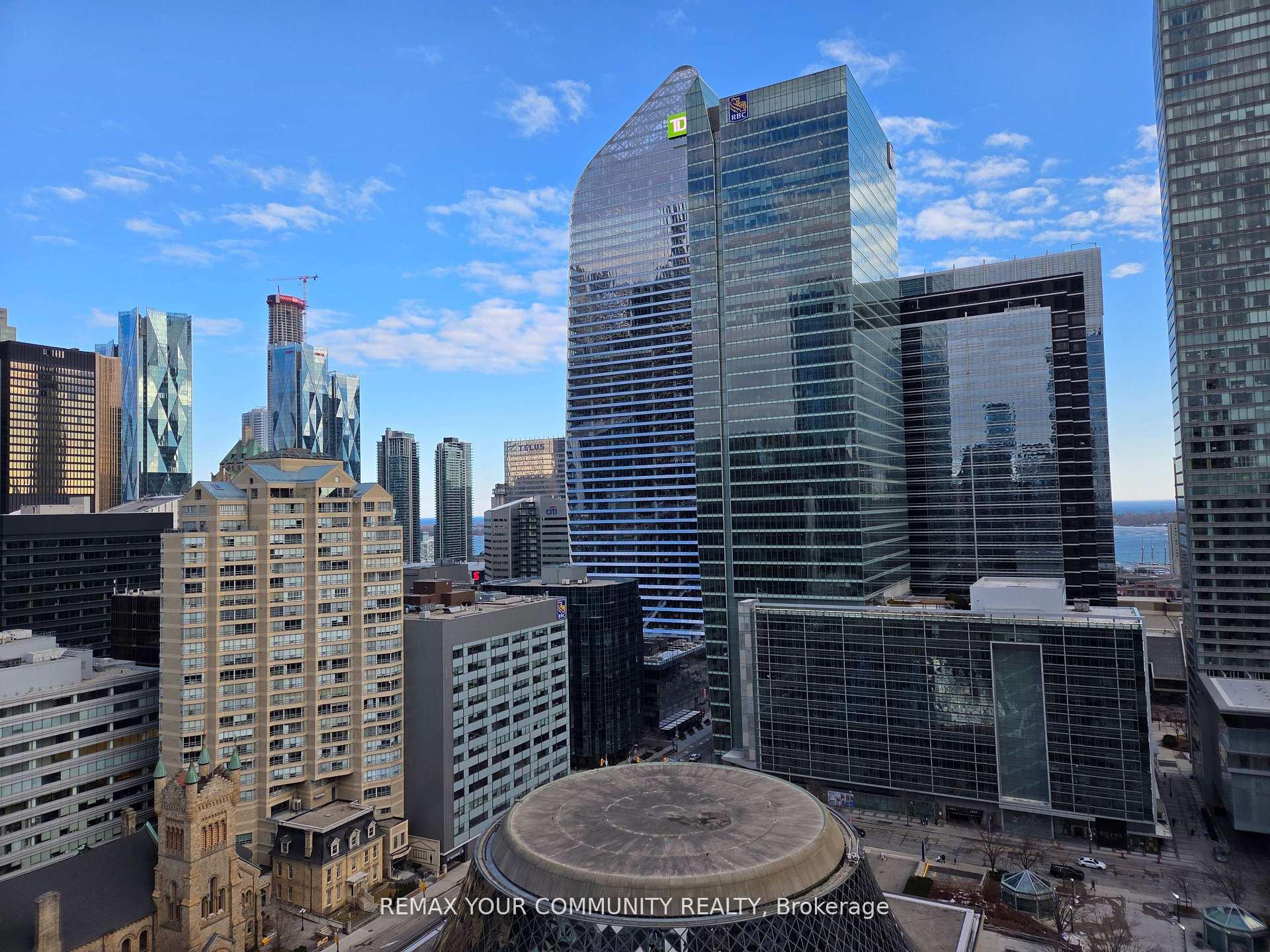 Photo of Unit 2107, 224 King Street W