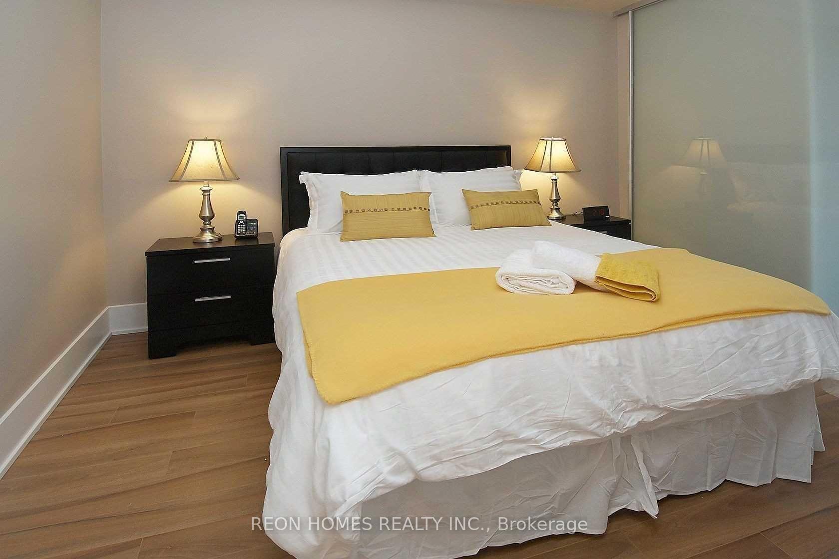 Photo 12 of Unit 2009, 300 Front Street, Toronto, Waterfront Communities — HOMEH