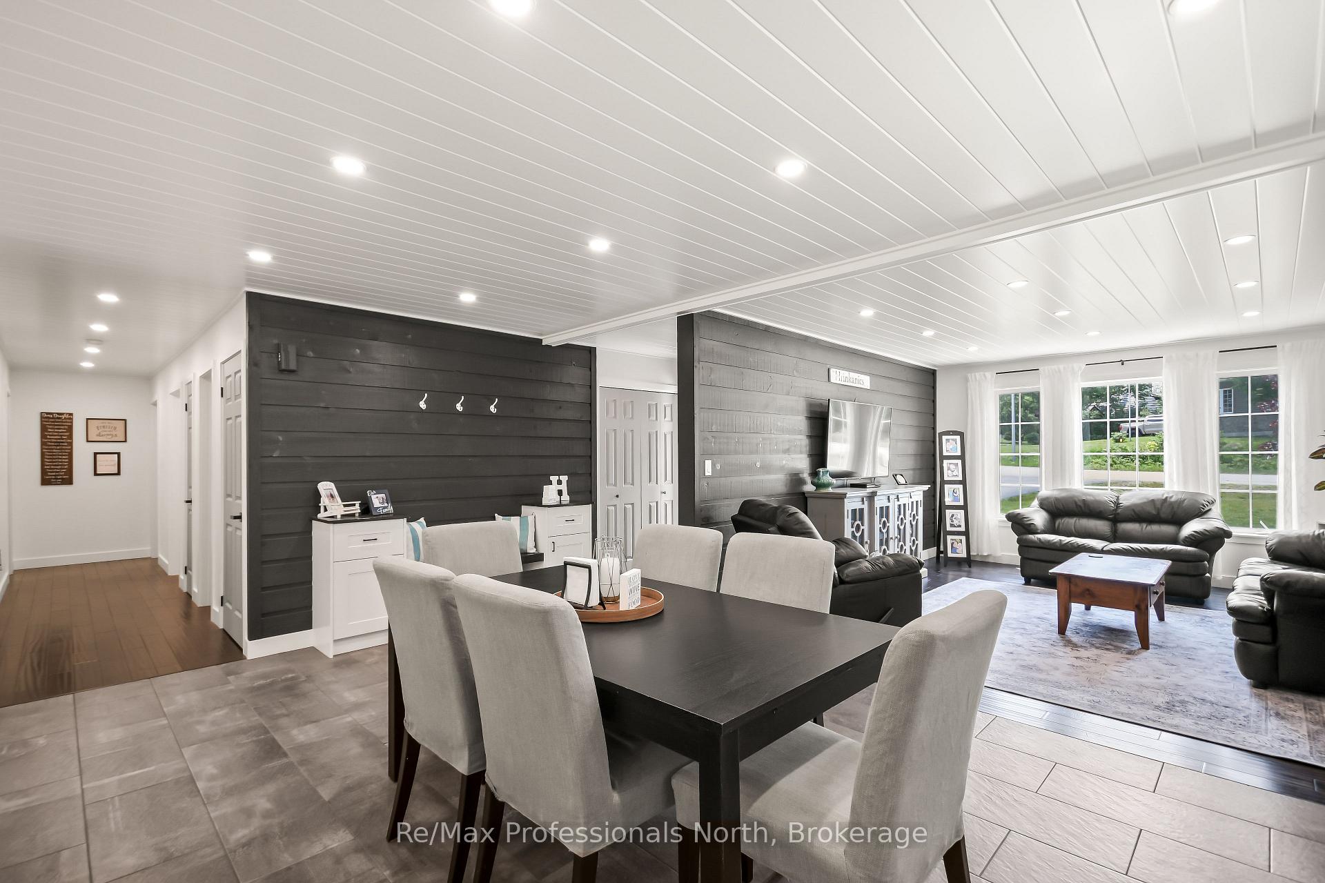 Photo 10 of 424 Alexander Street, Gravenhurst, Muskoka (S) — HOMEH