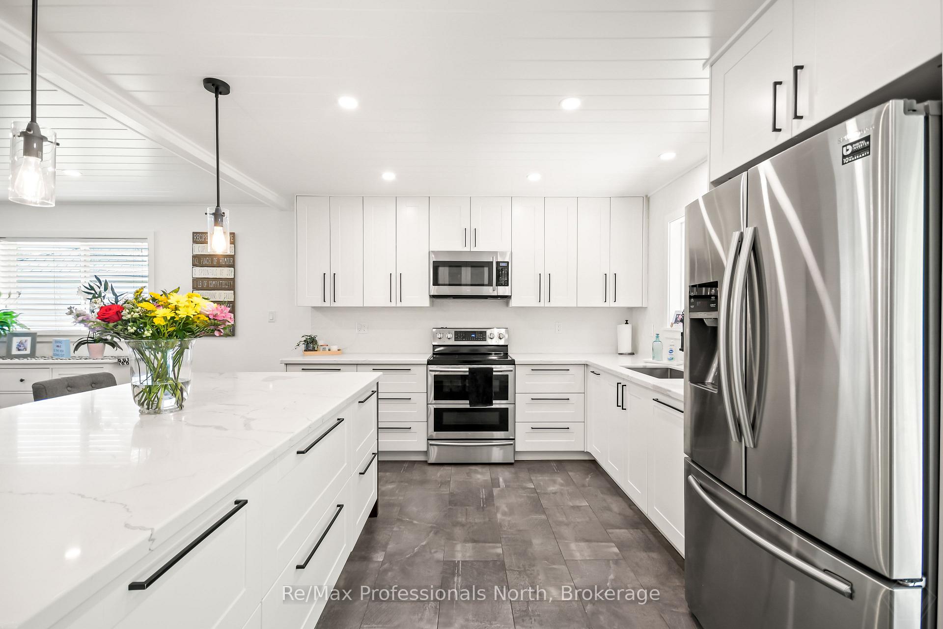 Photo 14 of 424 Alexander Street, Gravenhurst, Muskoka (S) — HOMEH