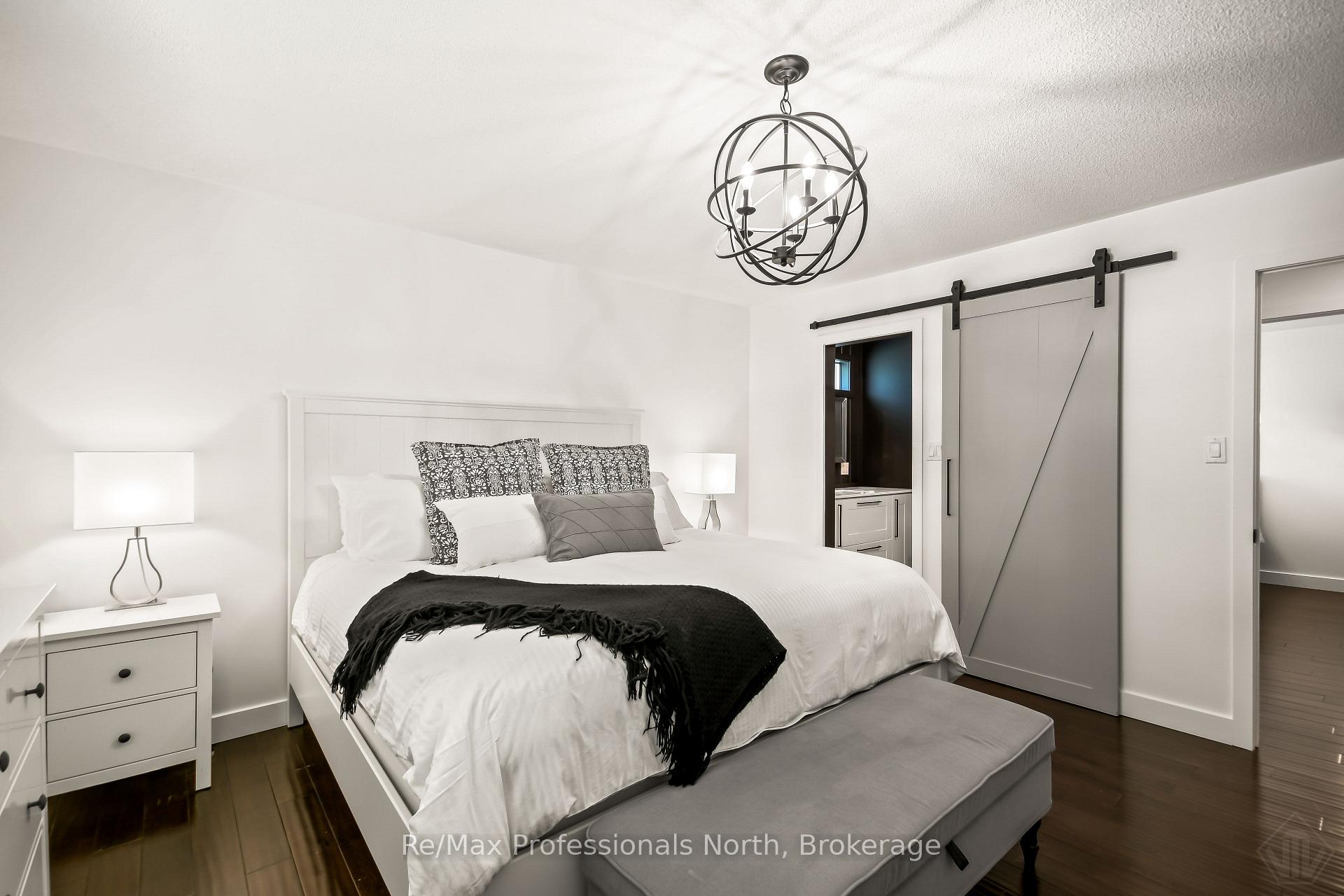 Photo 19 of 424 Alexander Street, Gravenhurst, Muskoka (S) — HOMEH