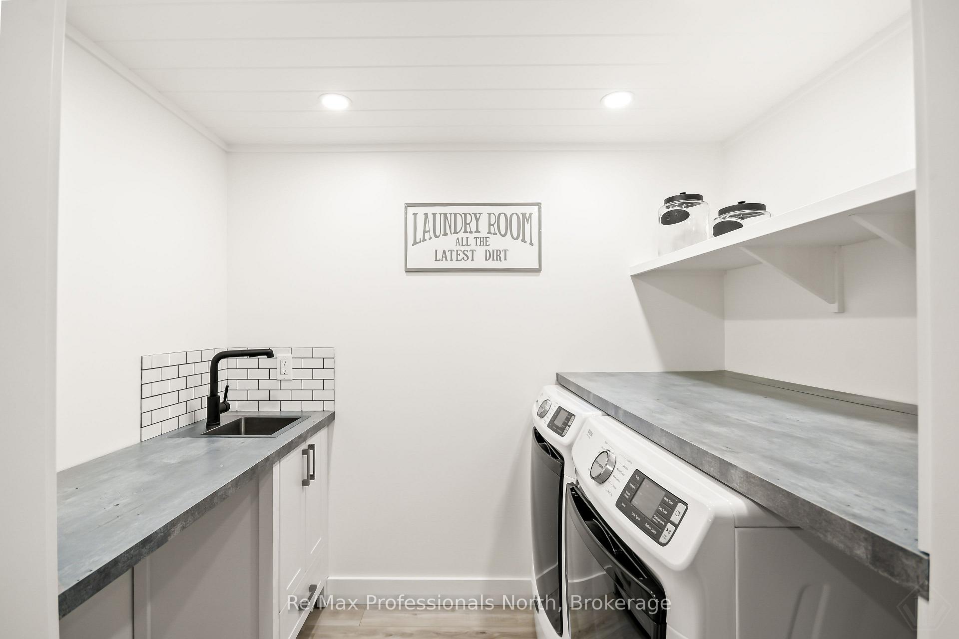 Photo 34 of 424 Alexander Street, Gravenhurst, Muskoka (S) — HOMEH