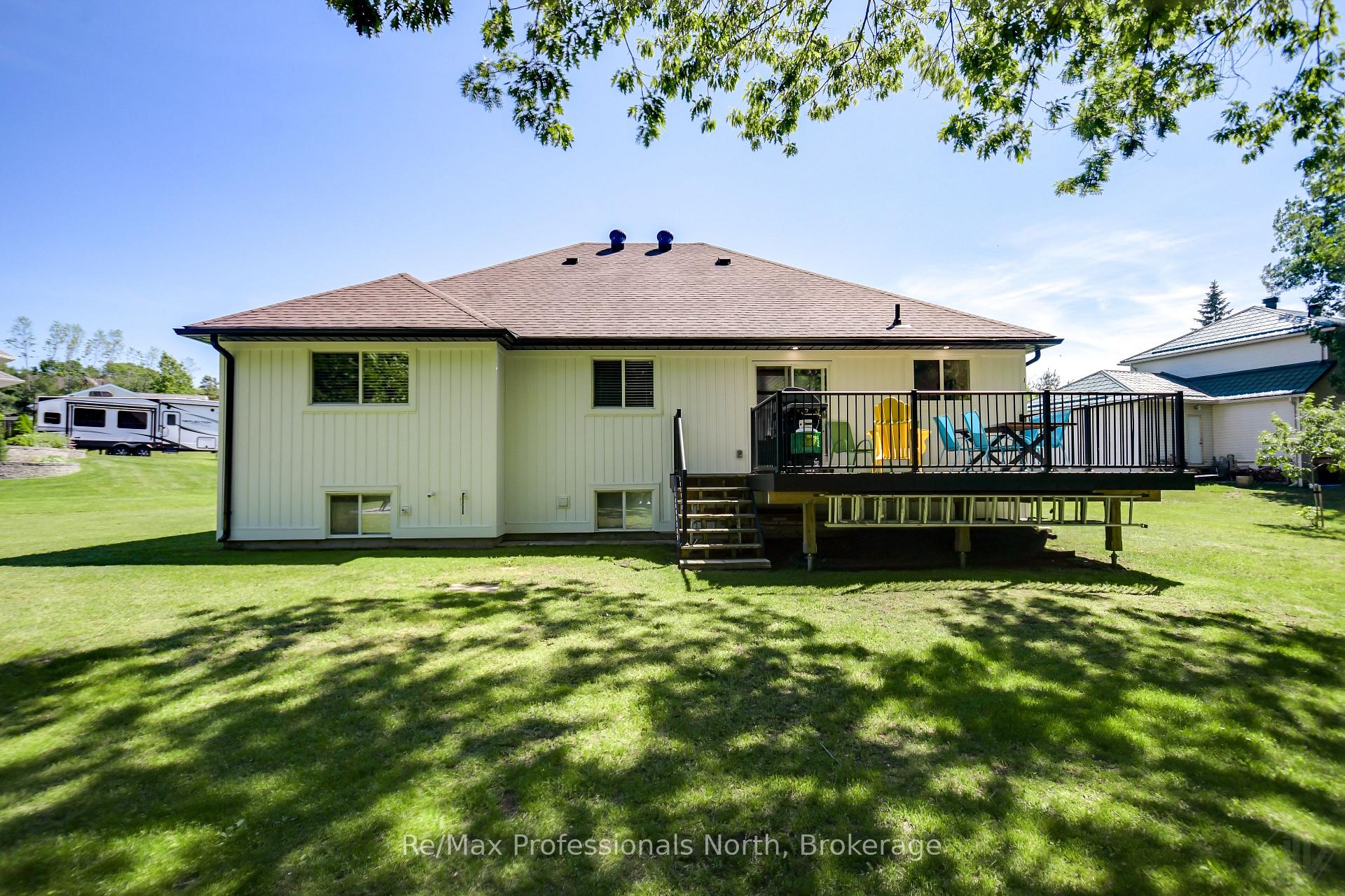 Photo 40 of 424 Alexander Street, Gravenhurst, Muskoka (S) — HOMEH