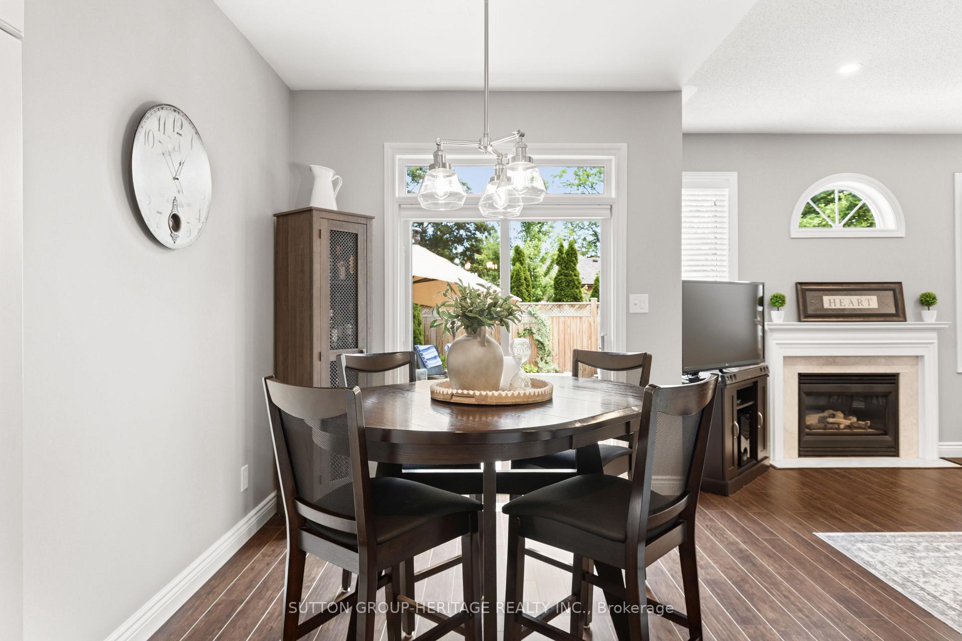 Photo 15 of 27 Kimberly Drive, Whitby, Brooklin — HOMEH
