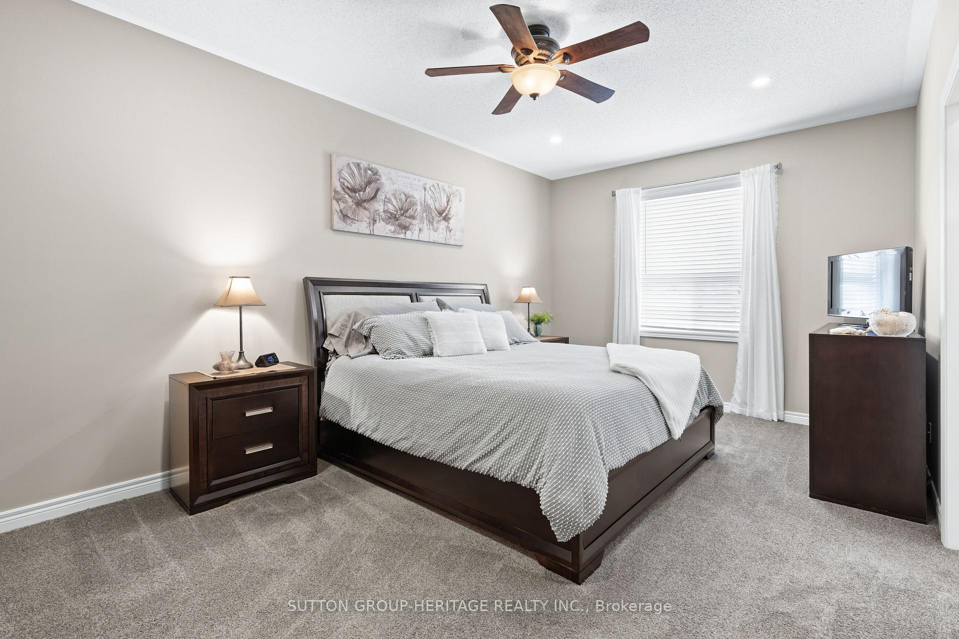 Photo 24 of 27 Kimberly Drive, Whitby, Brooklin — HOMEH