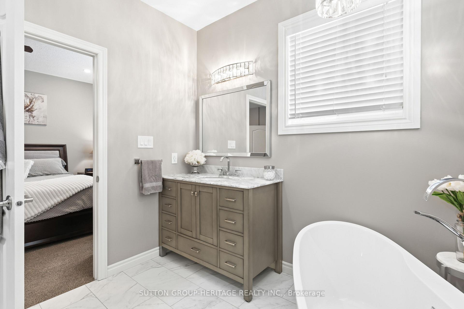 Photo 29 of 27 Kimberly Drive, Whitby, Brooklin — HOMEH