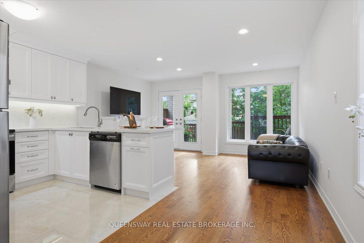 Photo 15 of 83 Floyd Avenue, Toronto, Broadview North — HOMEH