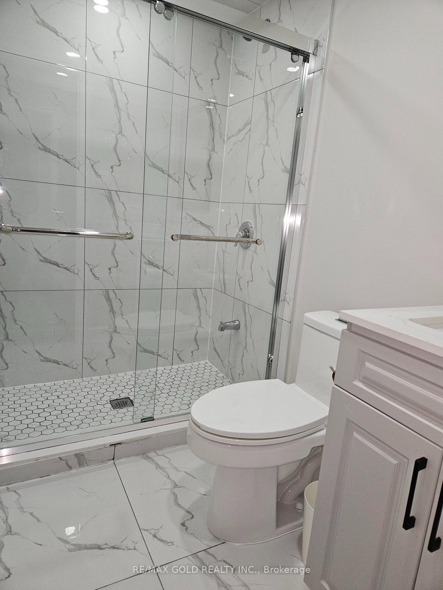 Photo 7 of Unit Bsmt, 29 Seastar Road, Brampton, Bram West — HOMEH