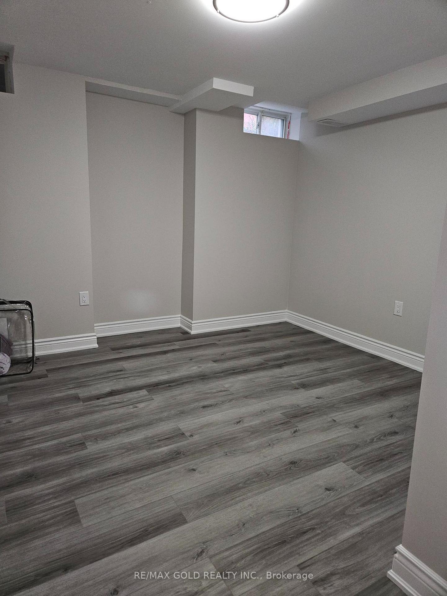 Photo 11 of Unit Bsmt, 29 Seastar Road, Brampton, Bram West — HOMEH