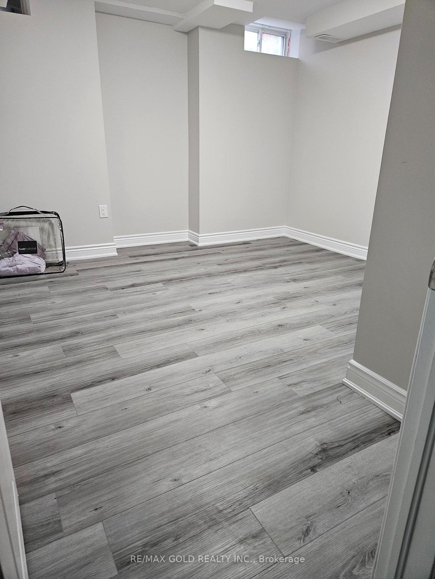 Photo 13 of Unit Bsmt, 29 Seastar Road, Brampton, Bram West — HOMEH