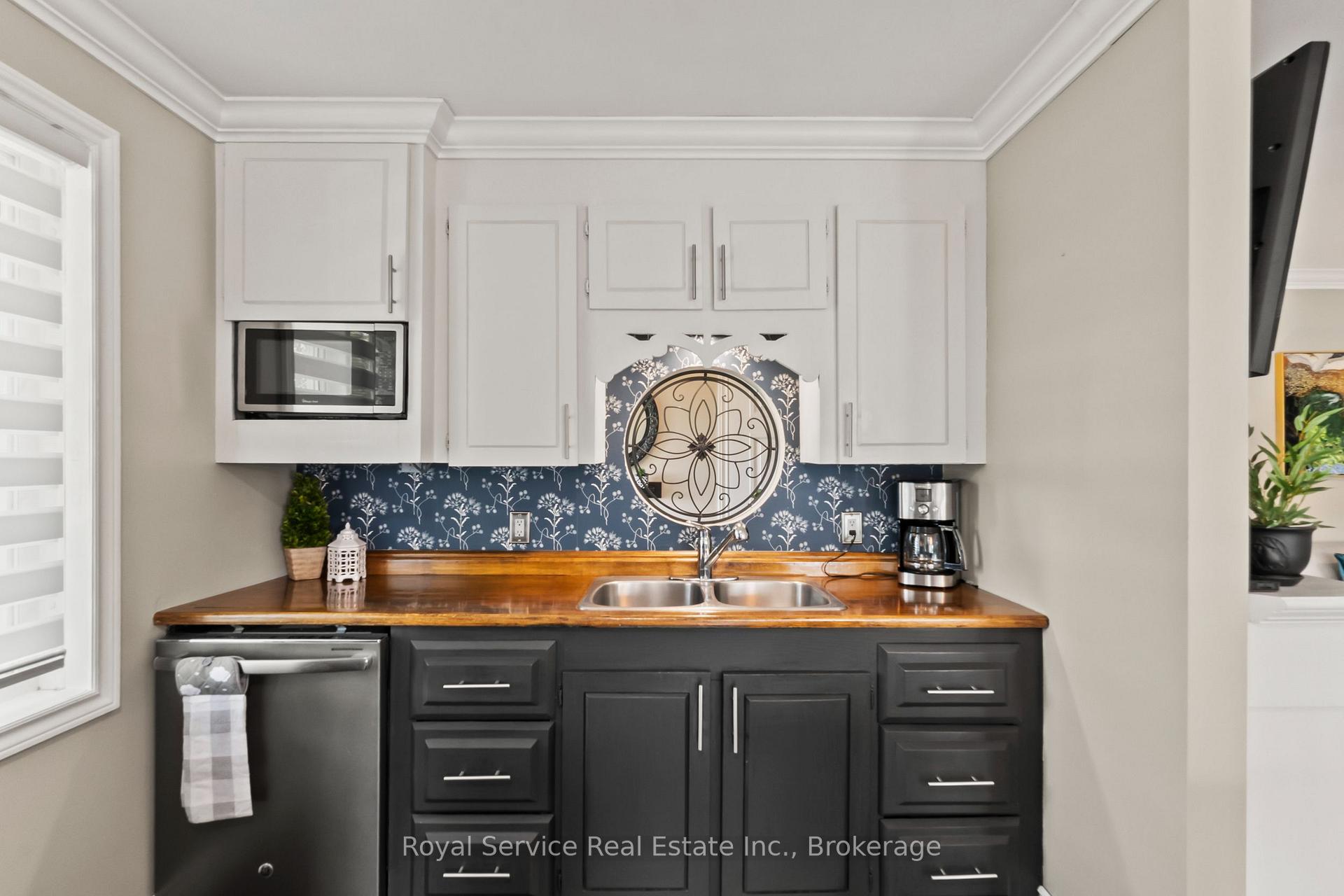 Photo 10 of 876 Hutchison Drive, Cavan Monaghan, Cavan Twp — HOMEH