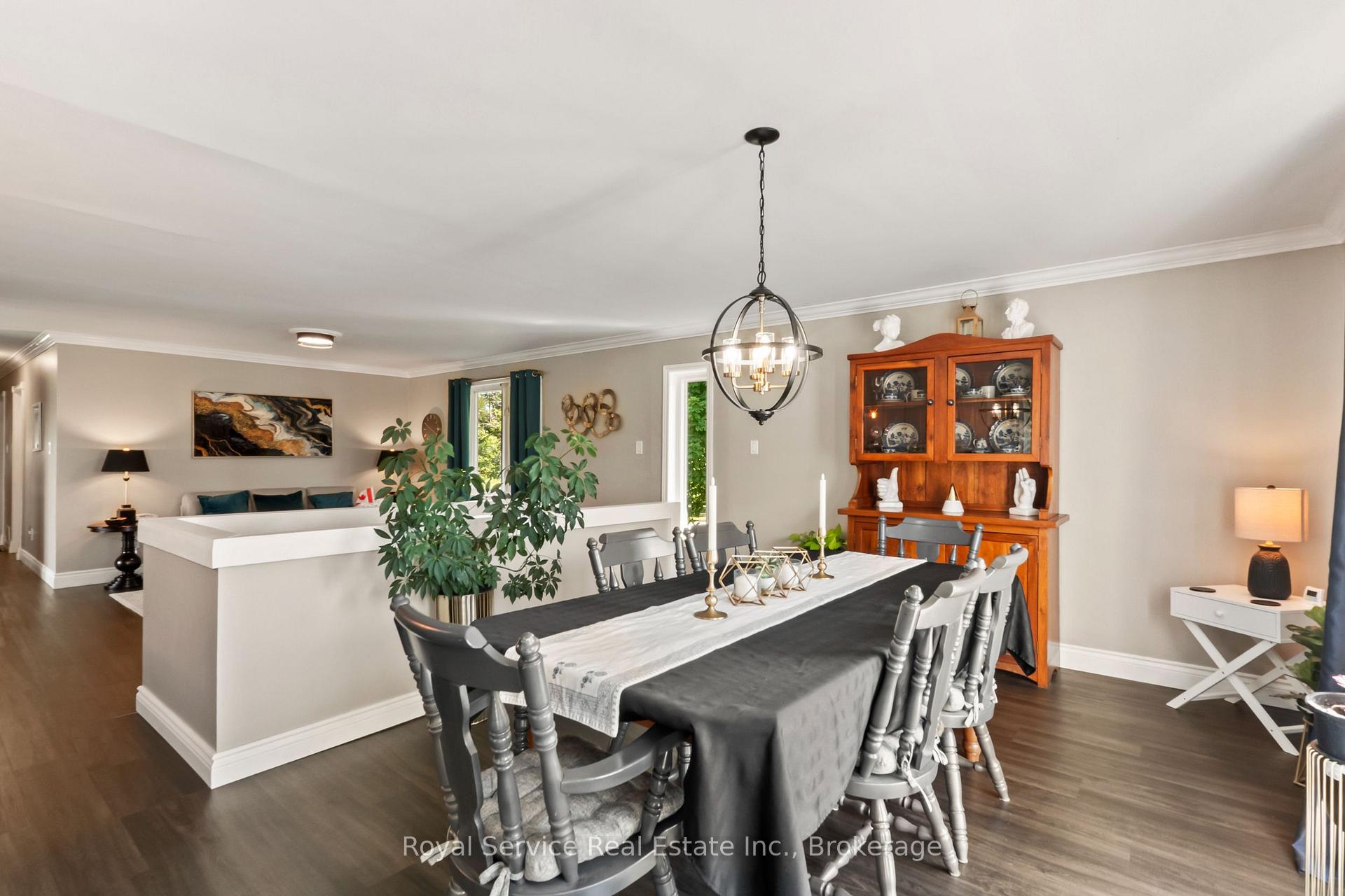 Photo 14 of 876 Hutchison Drive, Cavan Monaghan, Cavan Twp — HOMEH