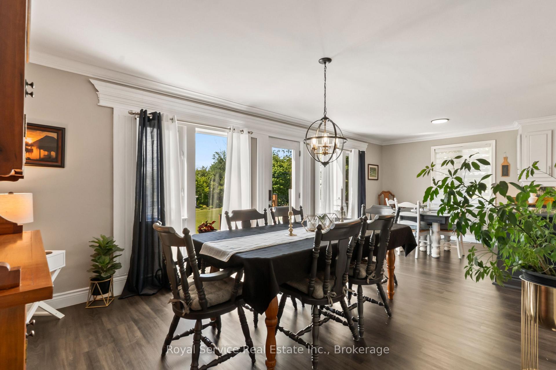 Photo 15 of 876 Hutchison Drive, Cavan Monaghan, Cavan Twp — HOMEH