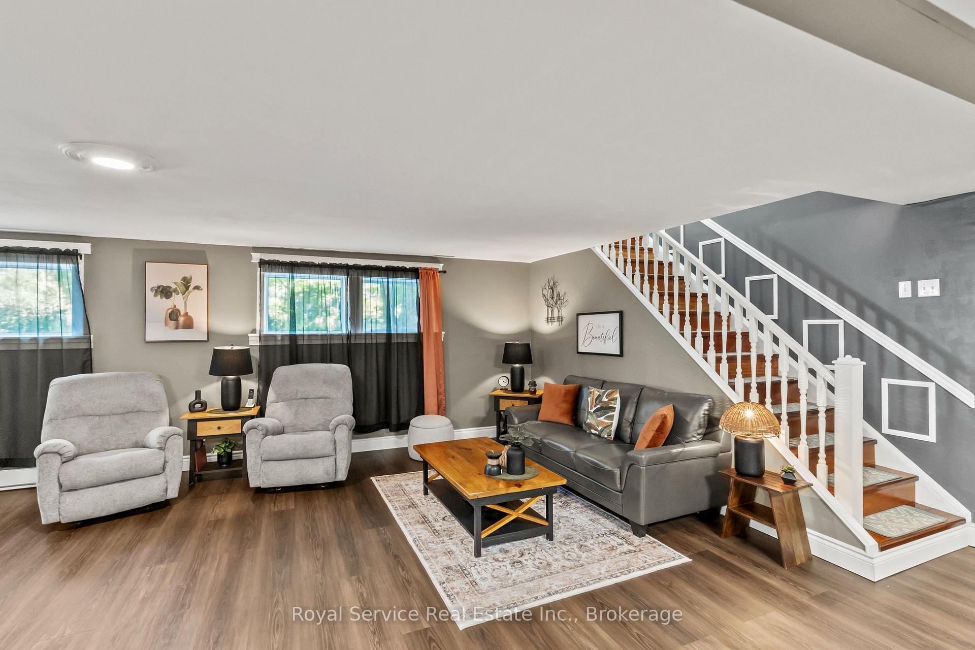 Photo 28 of 876 Hutchison Drive, Cavan Monaghan, Cavan Twp — HOMEH