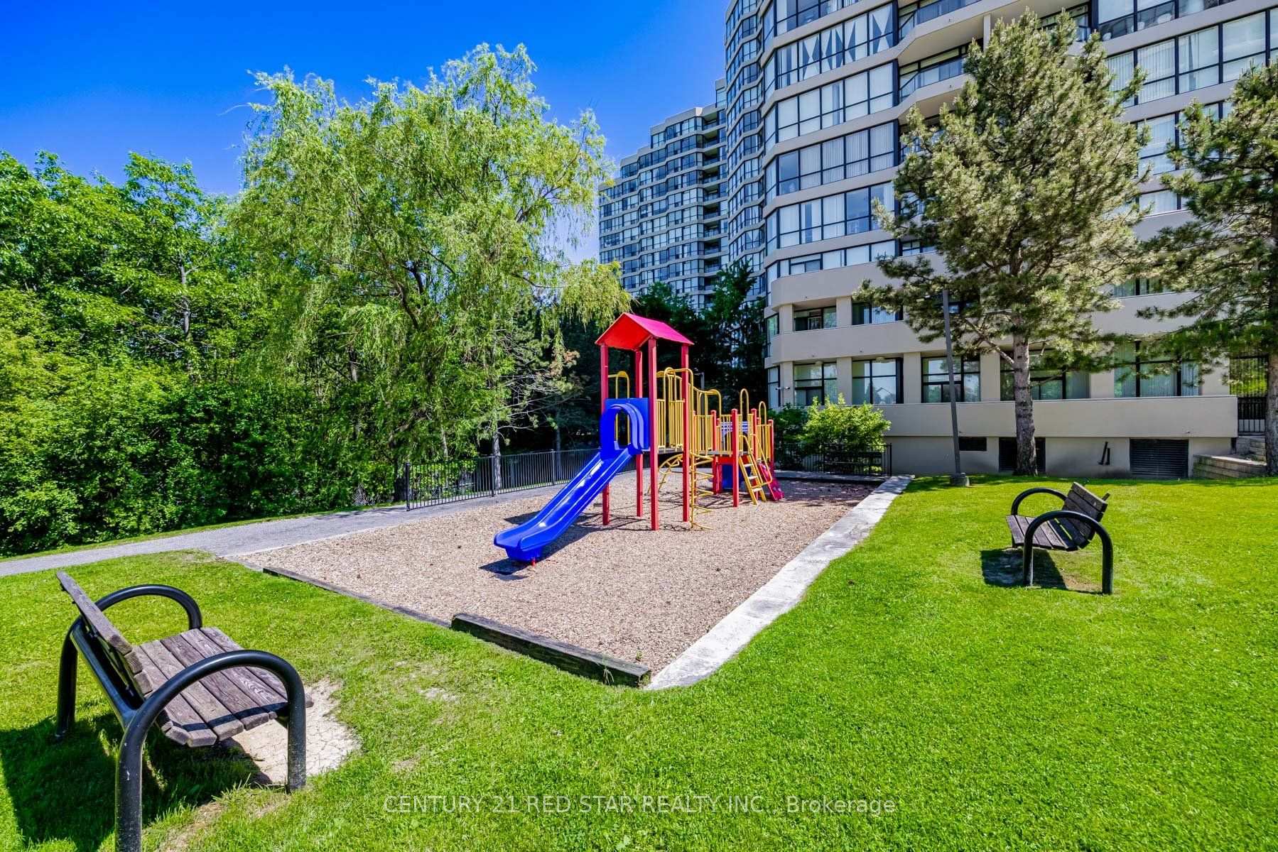 Photo 28 of Unit 1109, 1 Rowntree Road, Etobicoke, Mount Olive-Silverstone-Jamestown — HOMEH