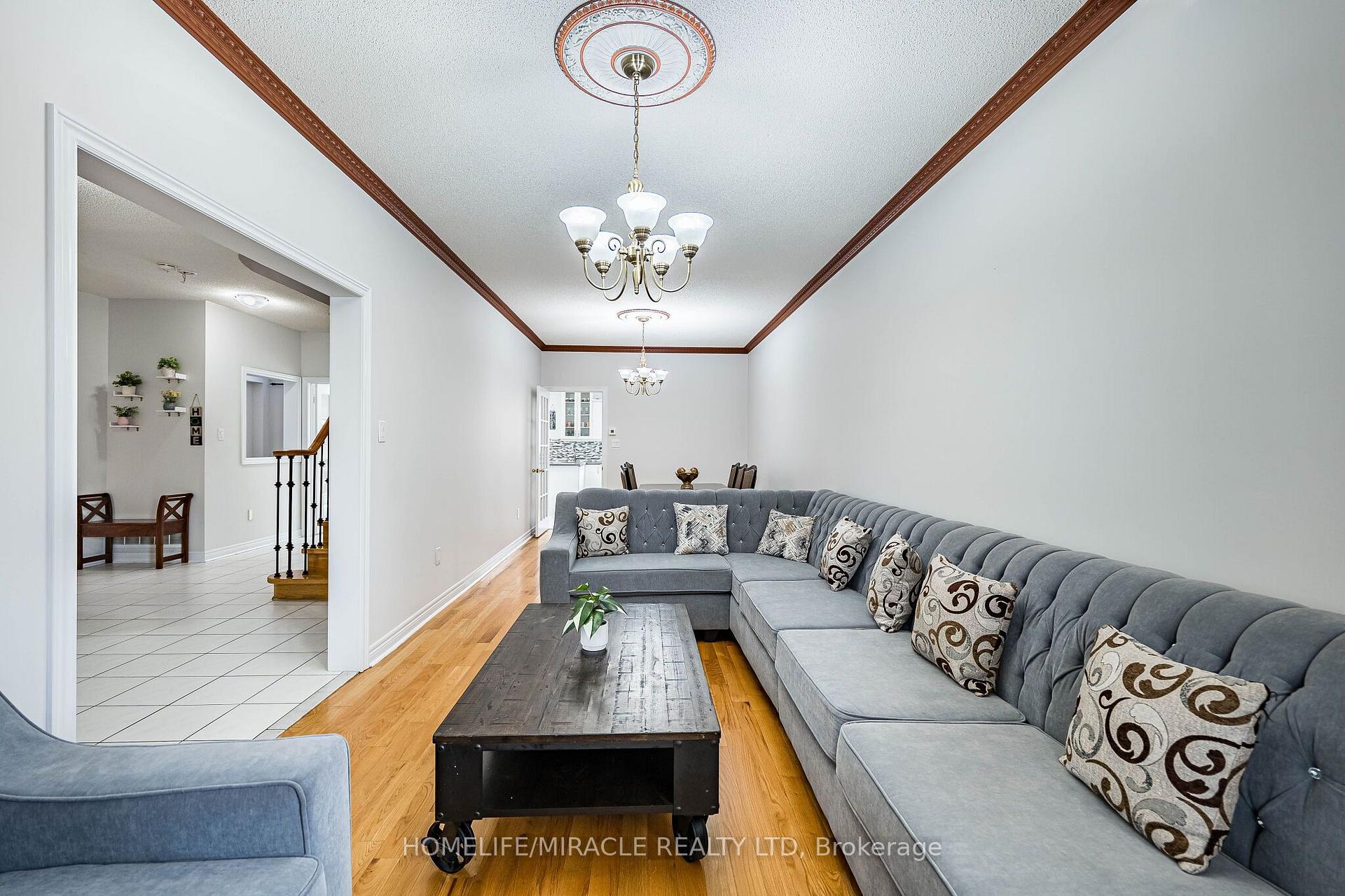 Photo 9 of 72 Lockwood Road, Brampton, Fletcher's West — HOMEH