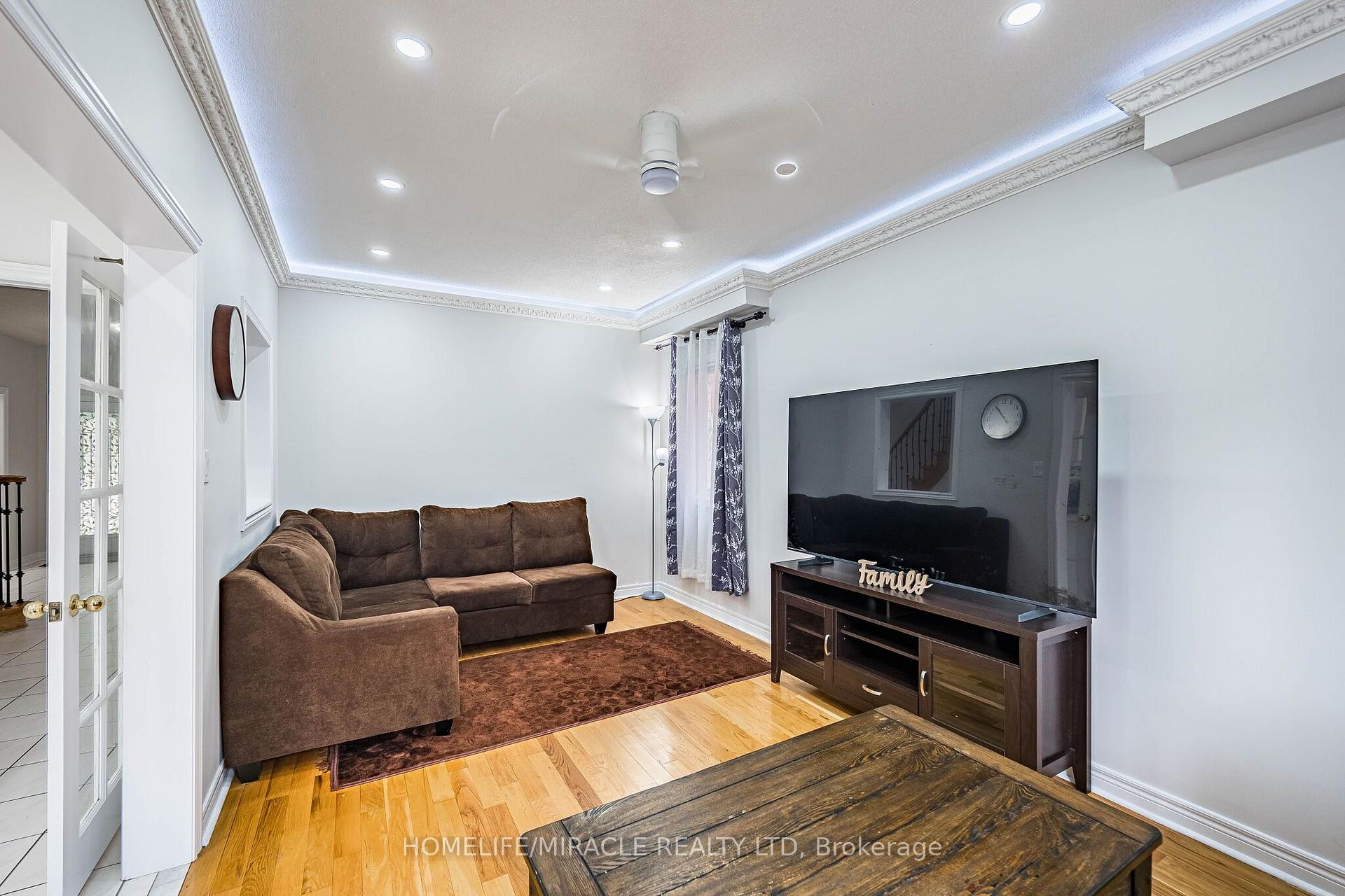 Photo 12 of 72 Lockwood Road, Brampton, Fletcher's West — HOMEH