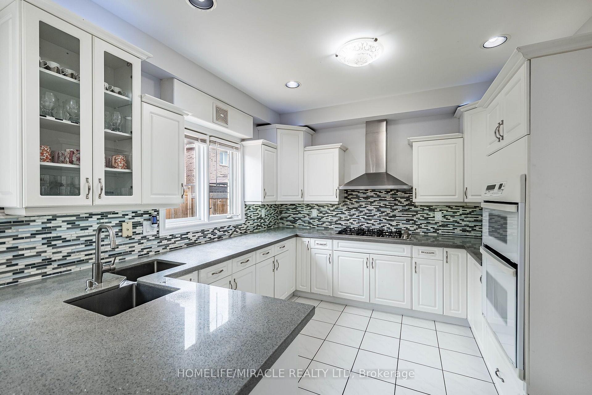Photo 16 of 72 Lockwood Road, Brampton, Fletcher's West — HOMEH