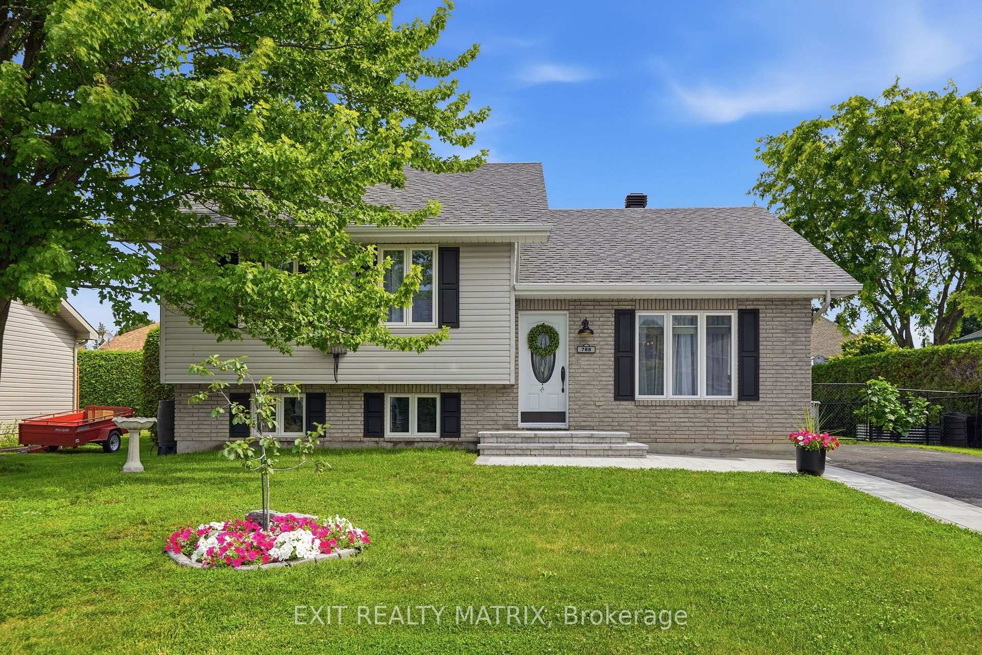 Photo 1 of 788 Joliette Street, Casselman, Casselman — HOMEH