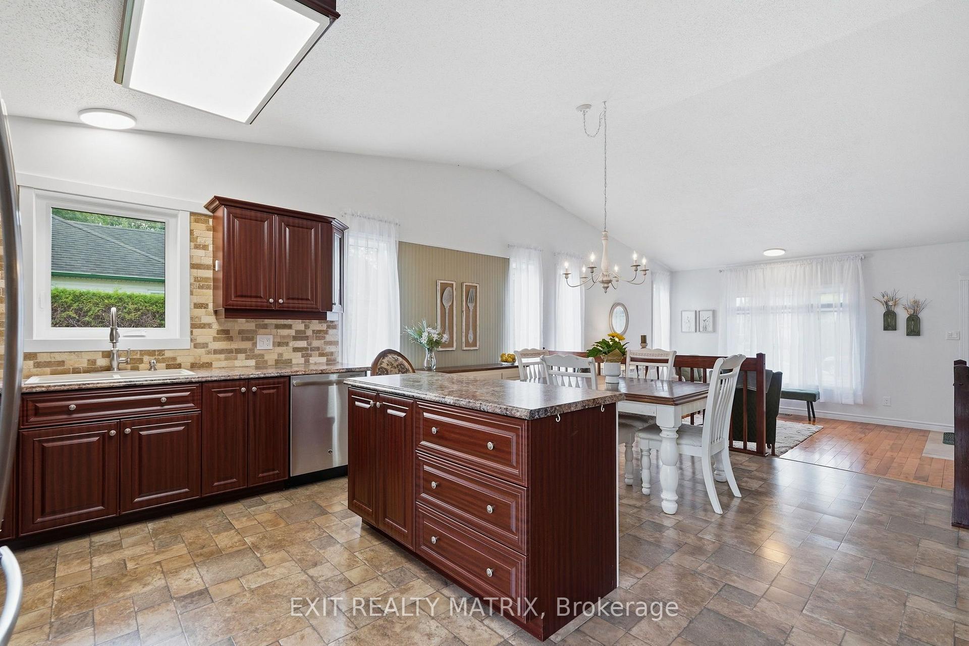 Photo 13 of 788 Joliette Street, Casselman, Casselman — HOMEH