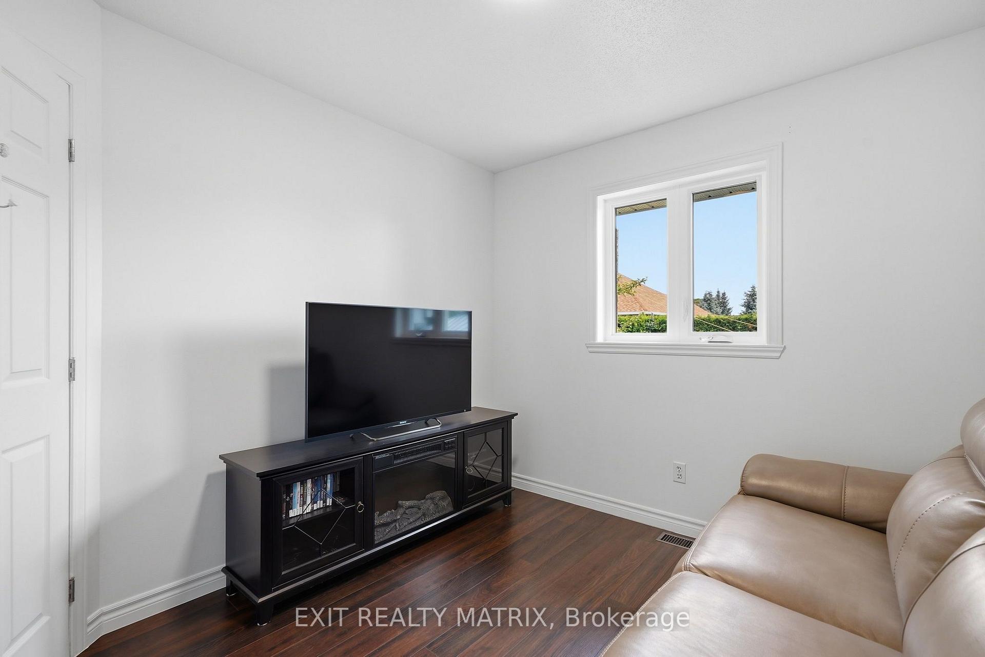 Photo 19 of 788 Joliette Street, Casselman, Casselman — HOMEH