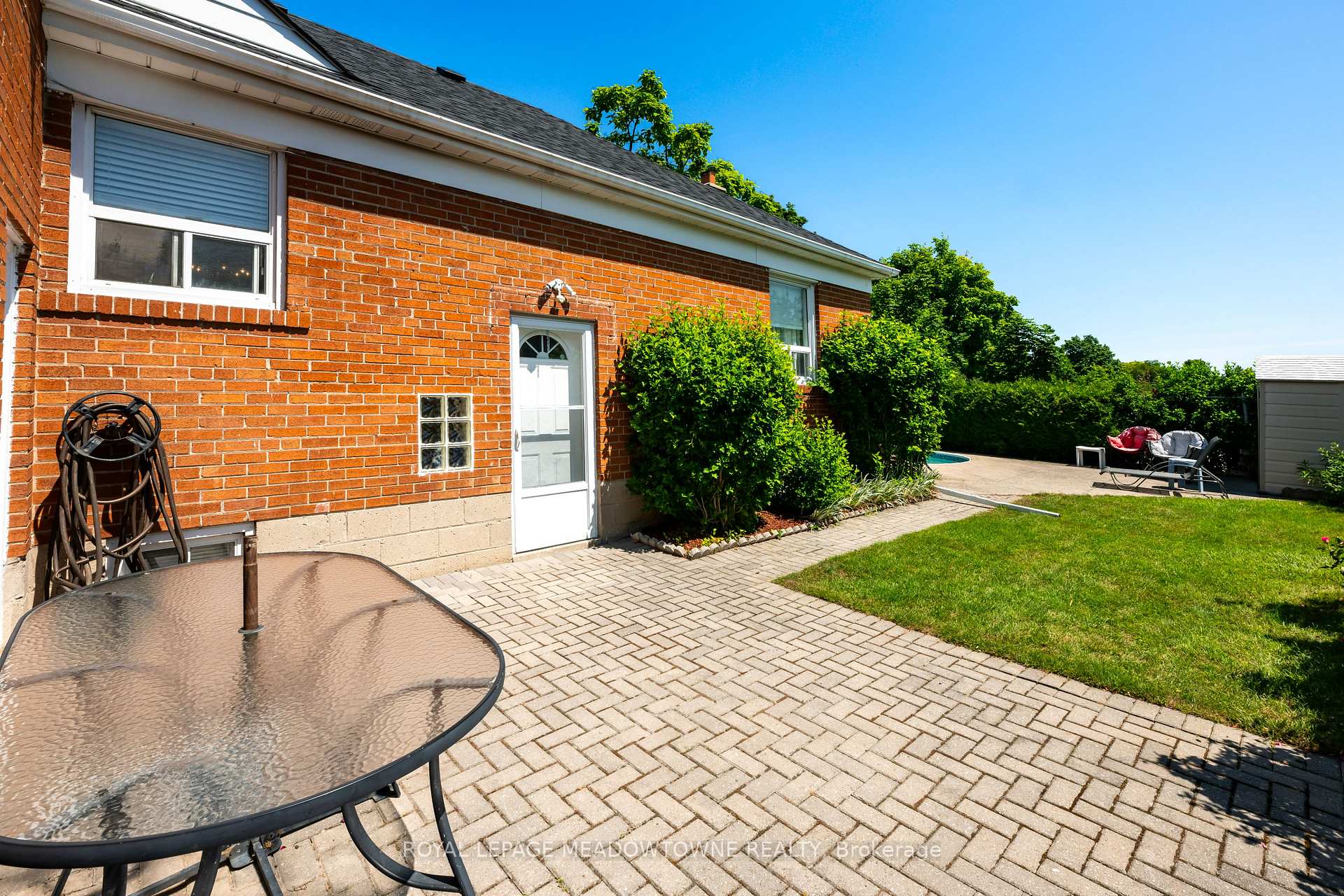 Photo 6 of 5 Boreal Road, Etobicoke, Markland Wood — HOMEH