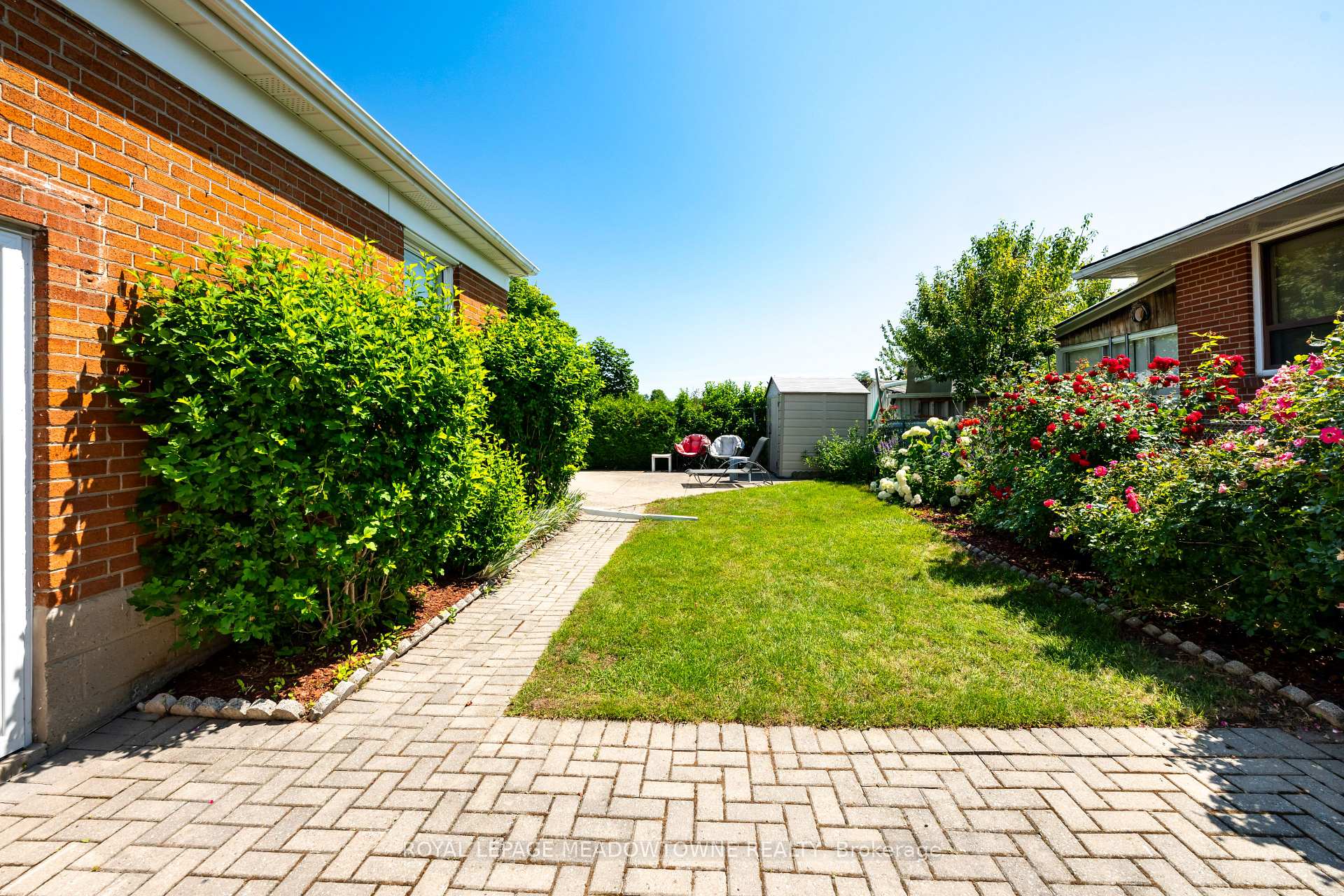 Photo 7 of 5 Boreal Road, Etobicoke, Markland Wood — HOMEH