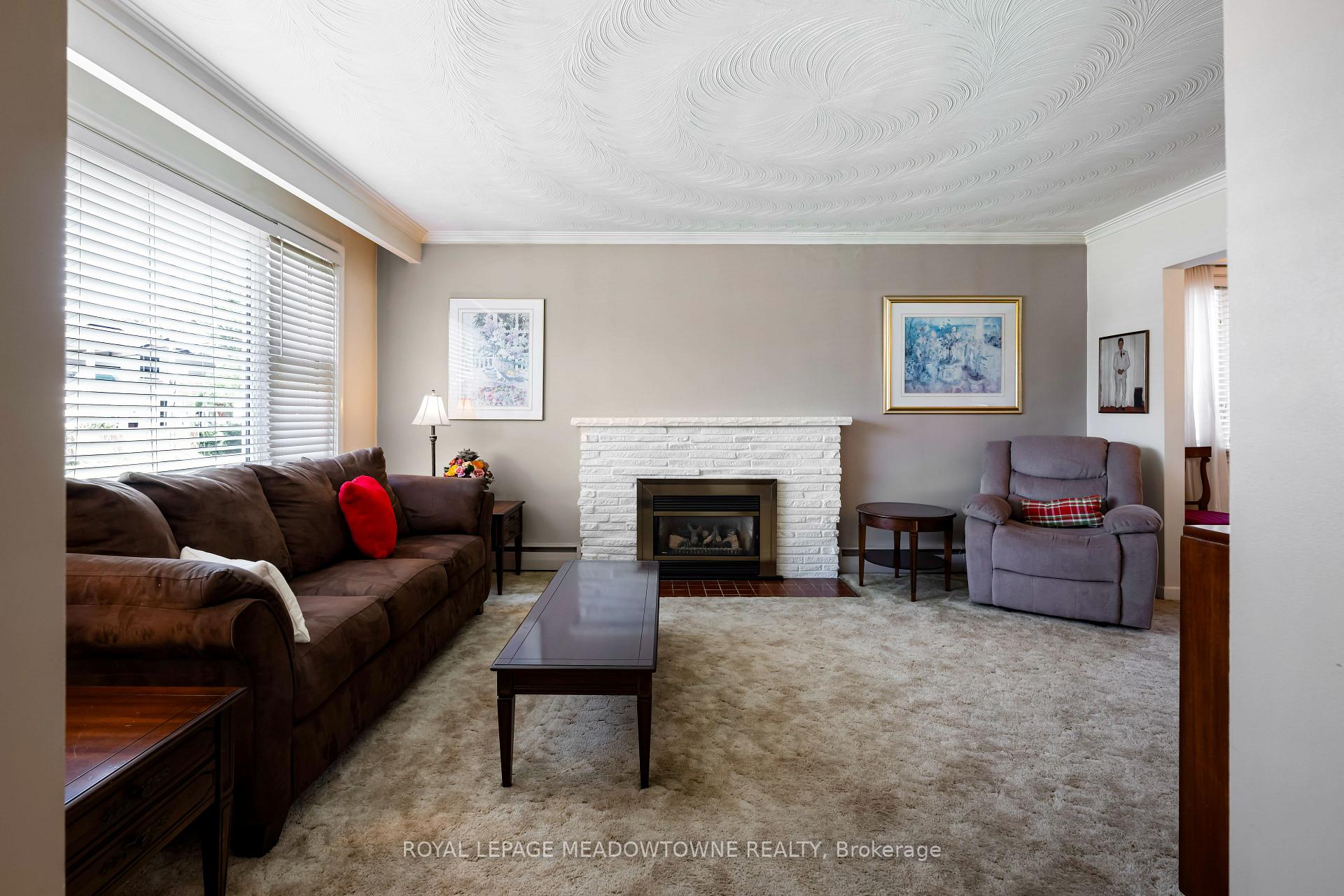 Photo 17 of 5 Boreal Road, Etobicoke, Markland Wood — HOMEH