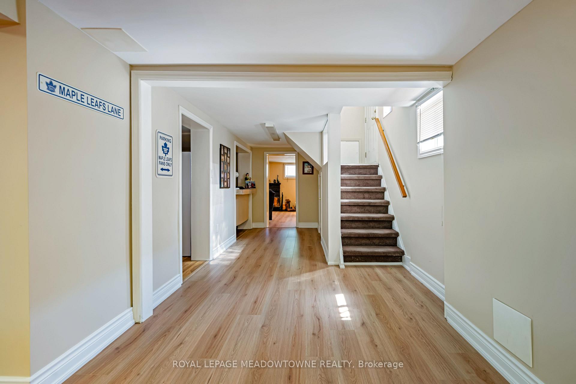 Photo 40 of 5 Boreal Road, Etobicoke, Markland Wood — HOMEH