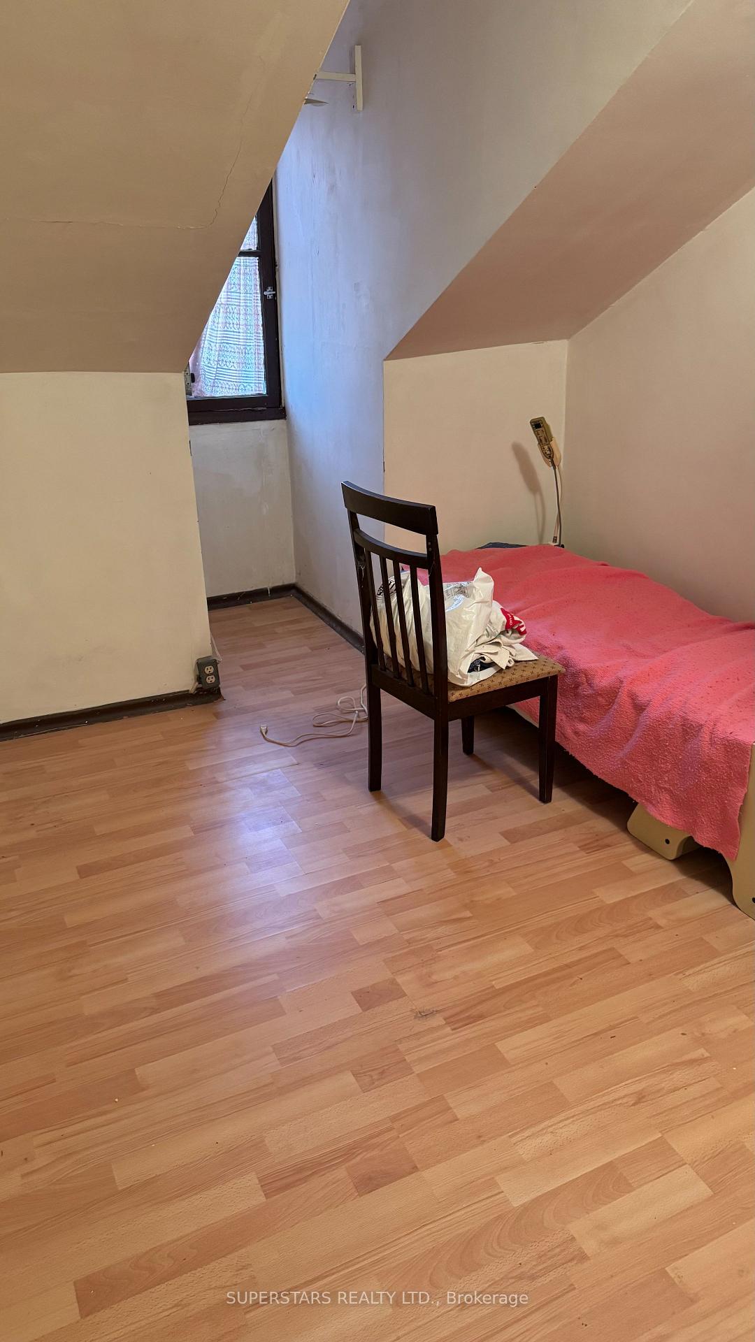 Photo 18 of 187 Augusta Avenue, Toronto, Kensington-Chinatown — HOMEH