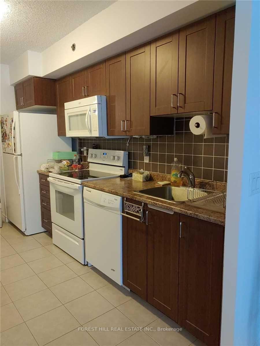 Photo 3 of Unit 720, 35 Saranac Boulevard, Toronto, Englemount-Lawrence — HOMEH