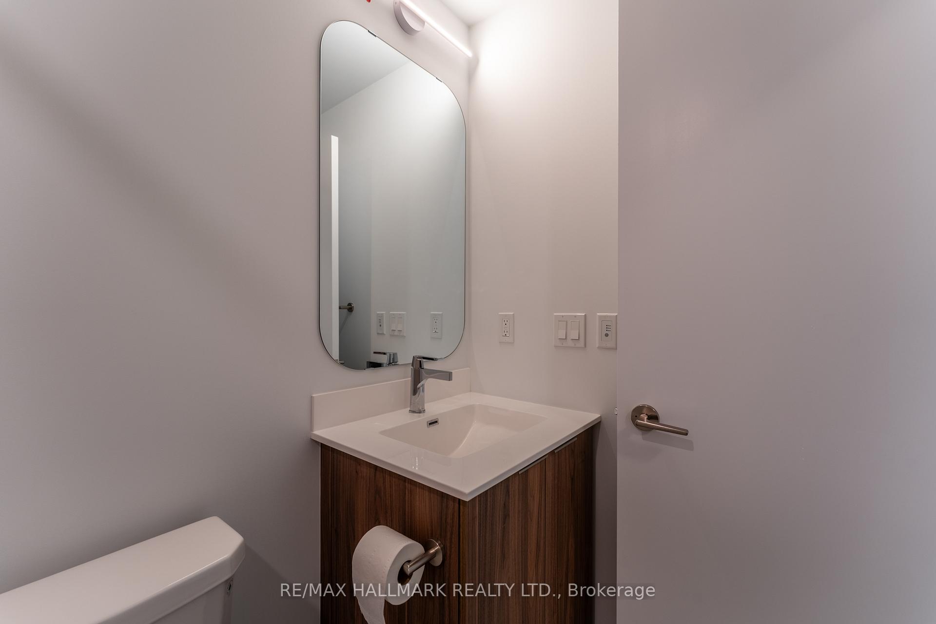 Photo 10 of Unit 316, 15 Richardson Street, Toronto, Waterfront Communities — HOMEH